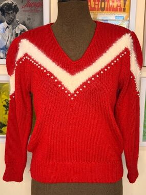 Vintage 80s Pearl Detail Knit Sweater – Coquette Preppy Jumper